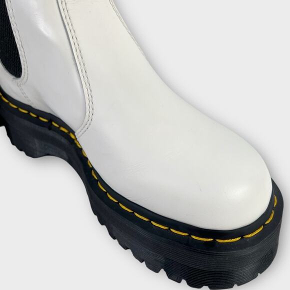 Dr. Martens Women's 2976 Quad Smooth Leather Platform Chelsea Boots White Size 7 - Picture 7 of 16